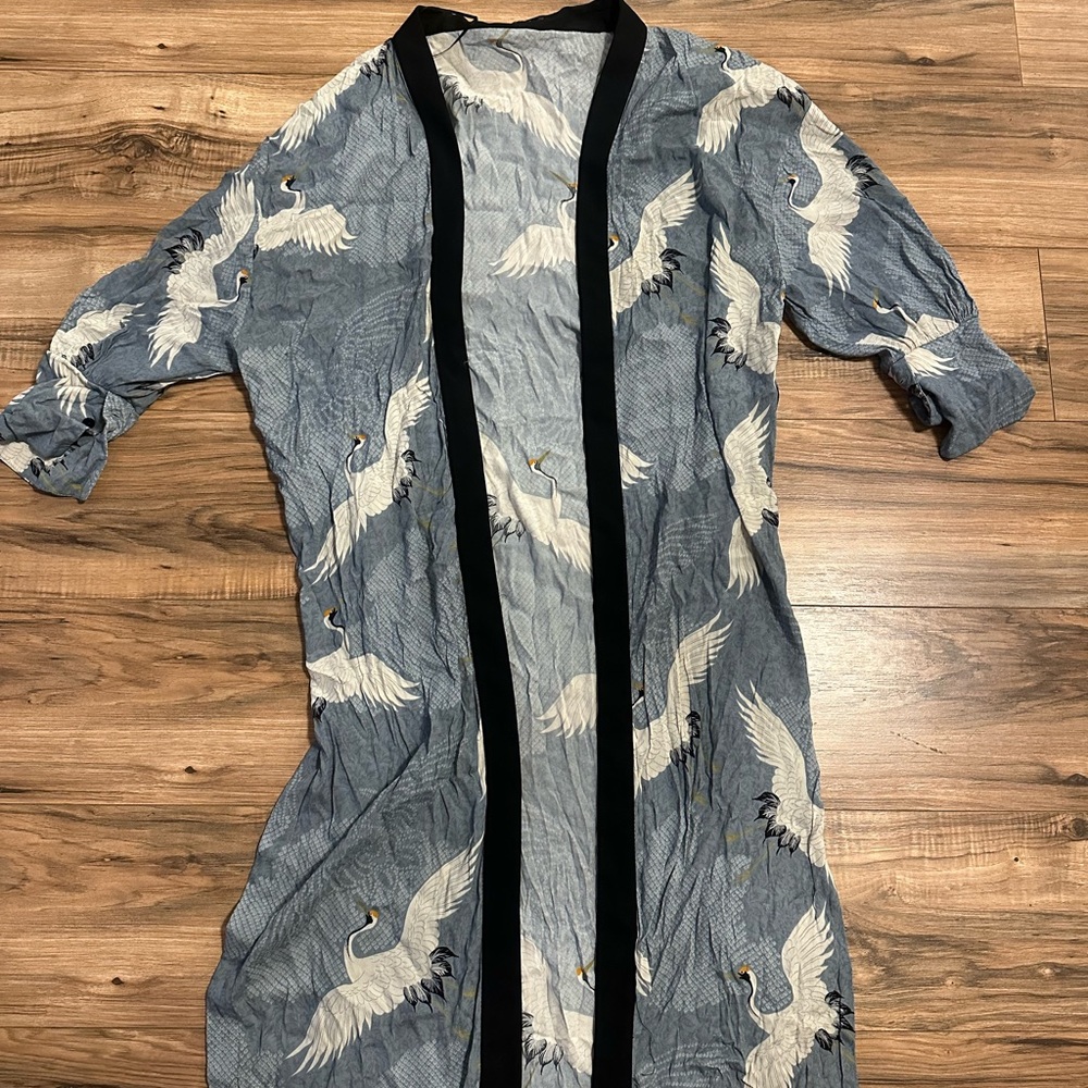 Zara Basic Light Blue Kimono with Crane Design